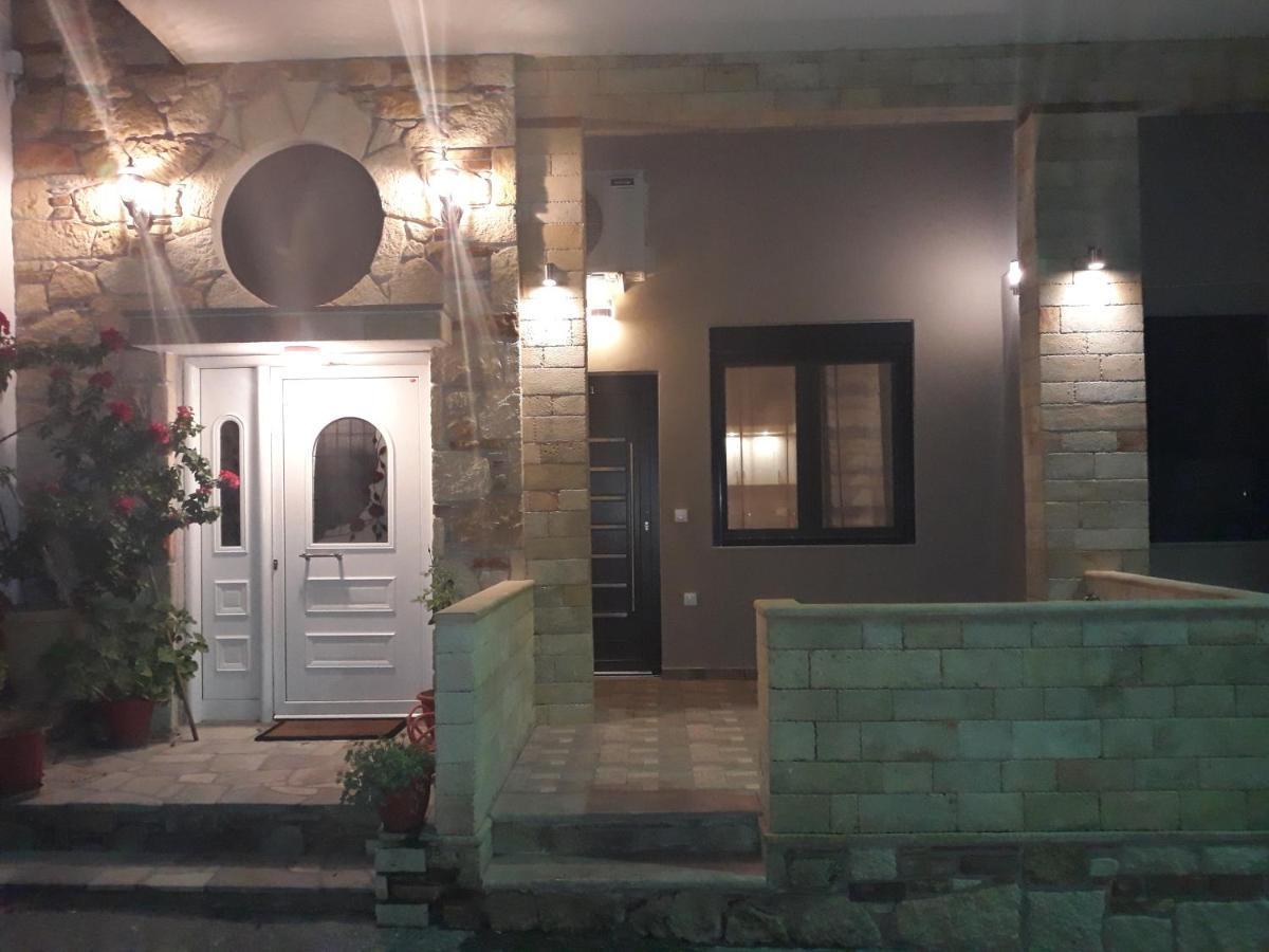 Evdokia'S Apartments And Rooms Neos Marmaras Luaran gambar