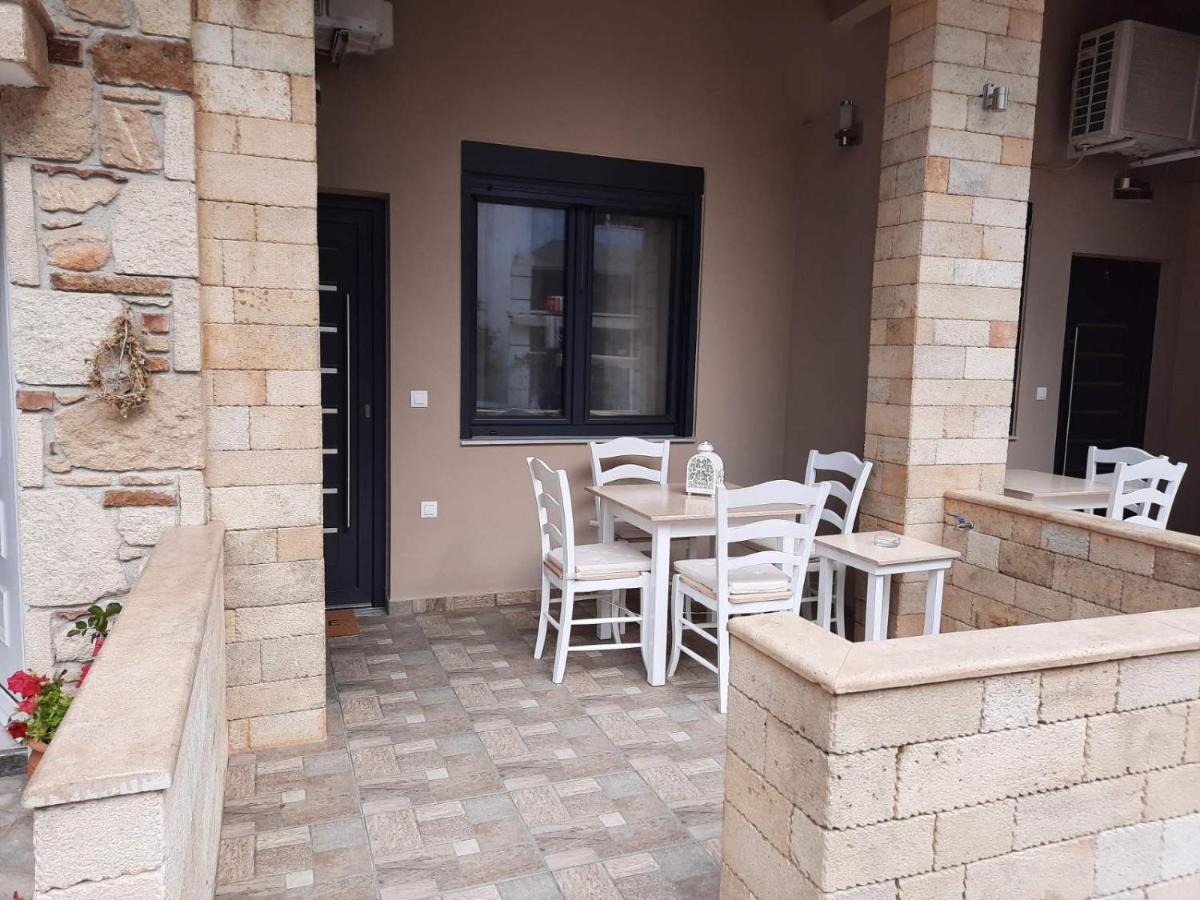 Evdokia'S Apartments And Rooms Neos Marmaras Luaran gambar