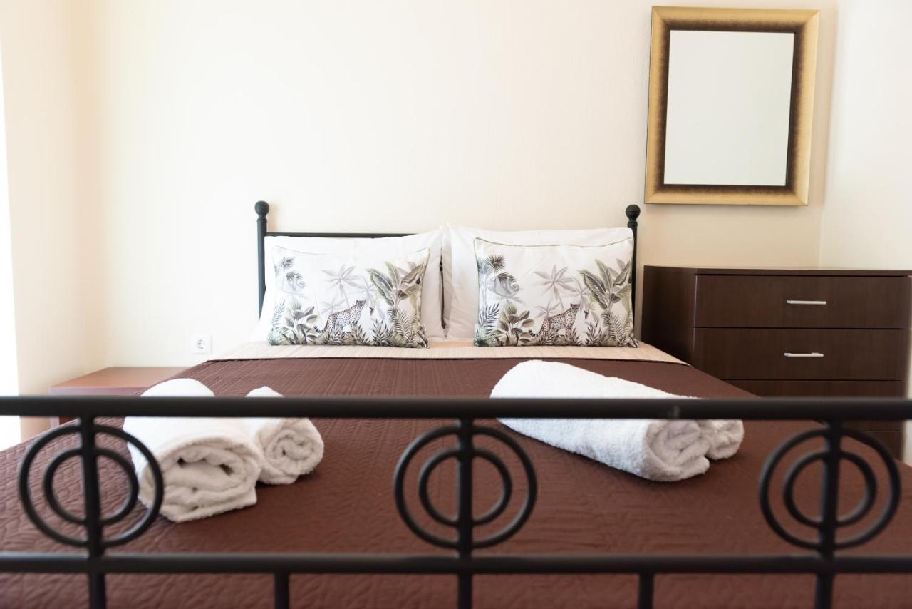 Evdokia'S Apartments And Rooms Neos Marmaras Luaran gambar