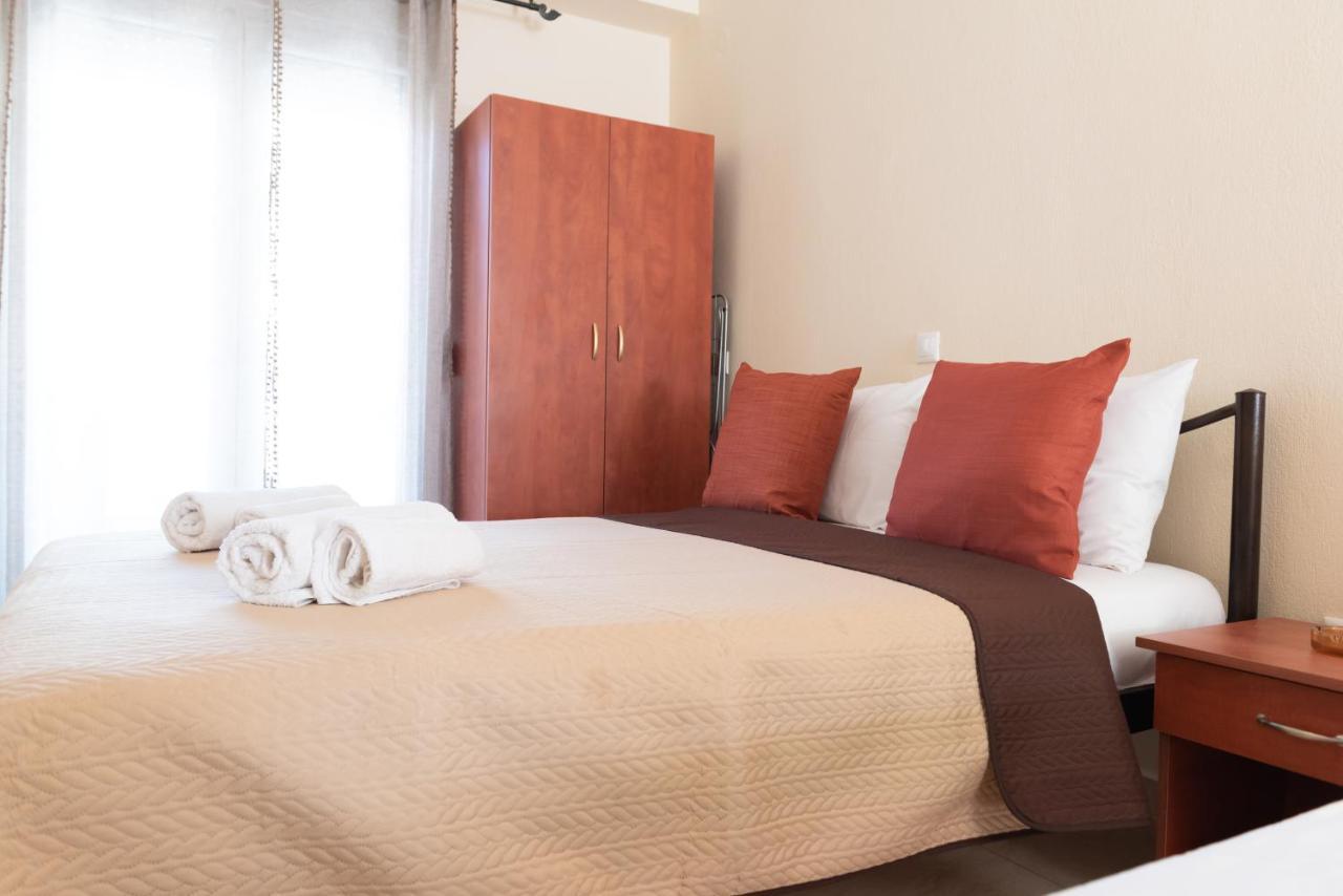 Evdokia'S Apartments And Rooms Neos Marmaras Luaran gambar