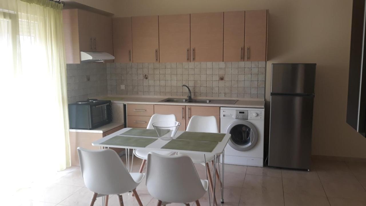 Evdokia'S Apartments And Rooms Neos Marmaras Luaran gambar